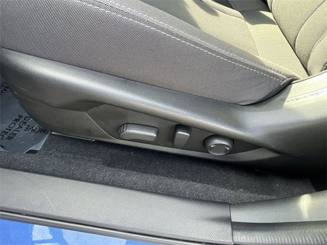 Used 2025 Subaru Crosstrek 2.0i Premium image 12