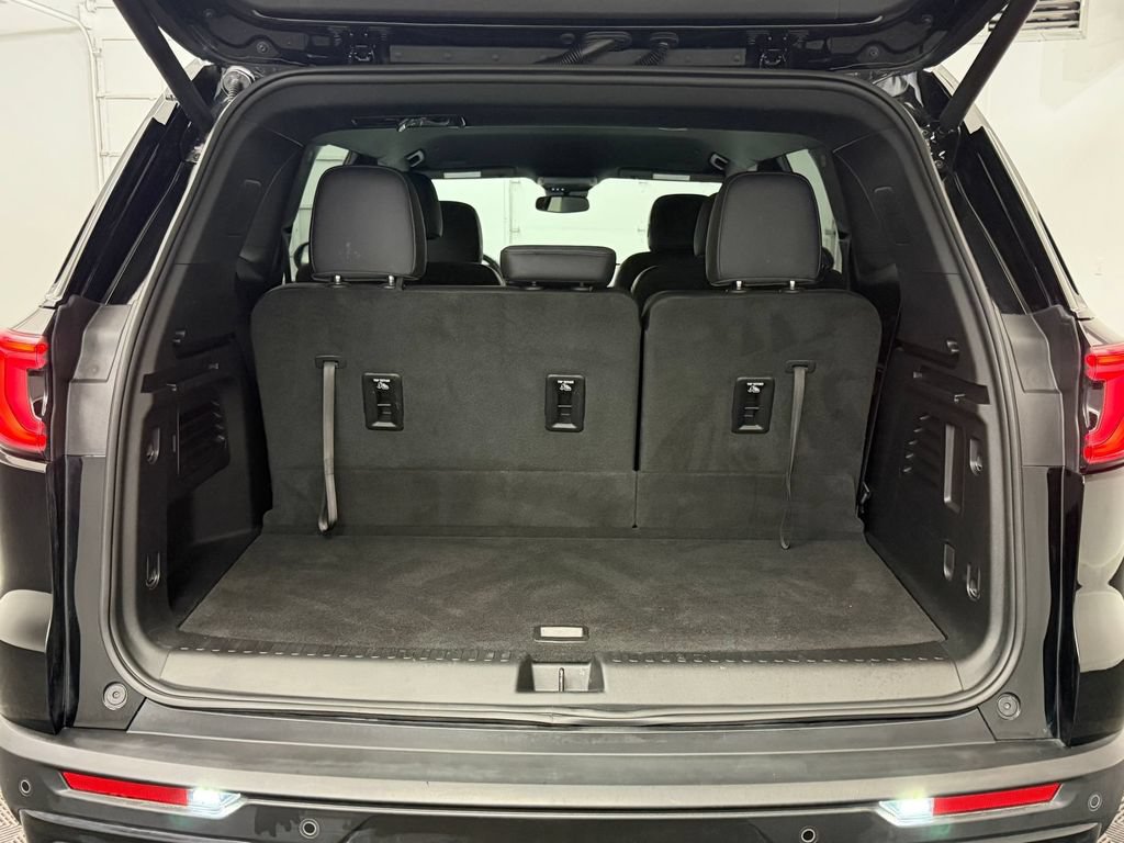 Used 2025 GMC Acadia AT4 AWD/4WD image 26