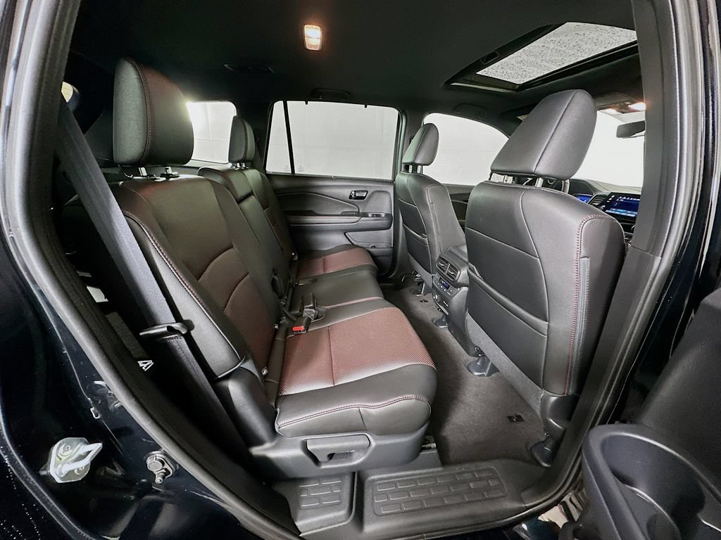Certified 2024 Honda Passport Black Edition image 27