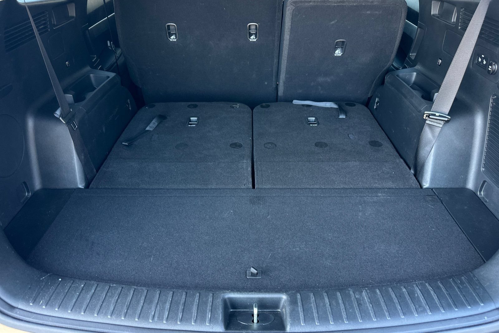 Used 2022 Kia Sorento S w/ Panoramic Sunroof Package FWD image 15