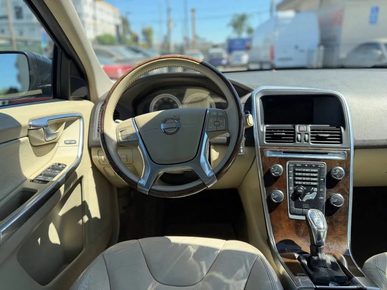 Used 2013 Volvo XC60 3.2 FWD image 33