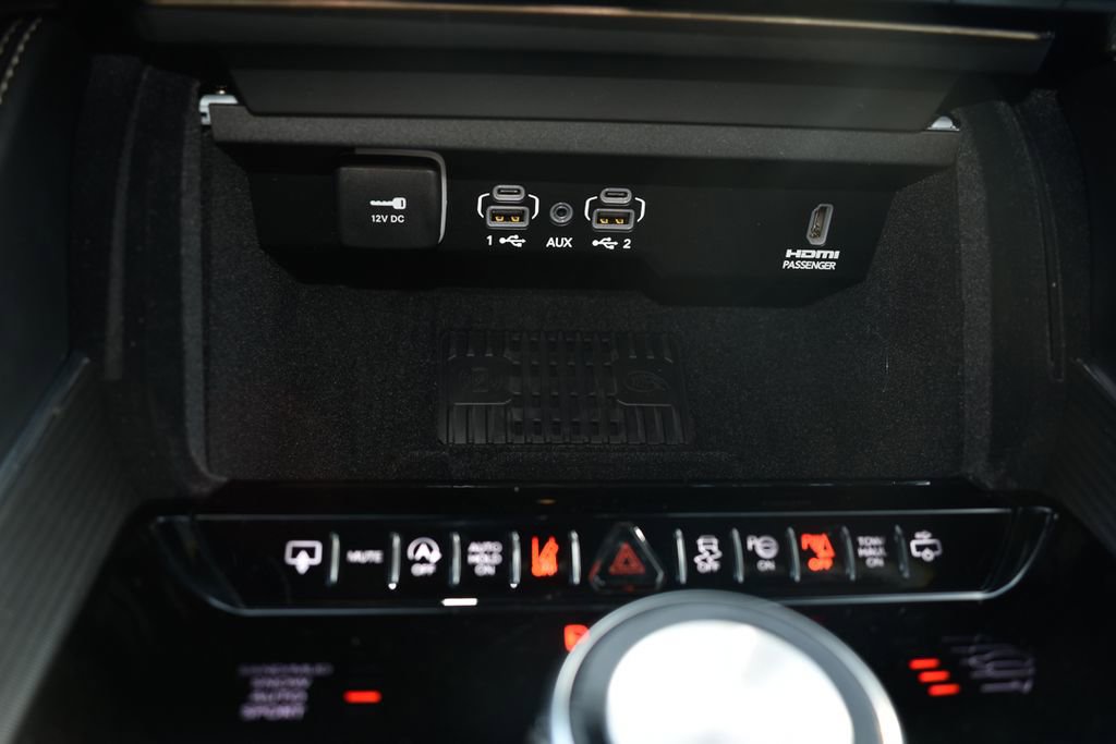 New 2026 Jeep Grand Wagoneer Summit w/ Premium Group III AWD/4WD image 19