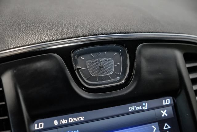 Used 2022 Chrysler 300 S w/ Comfort Group RWD image 38