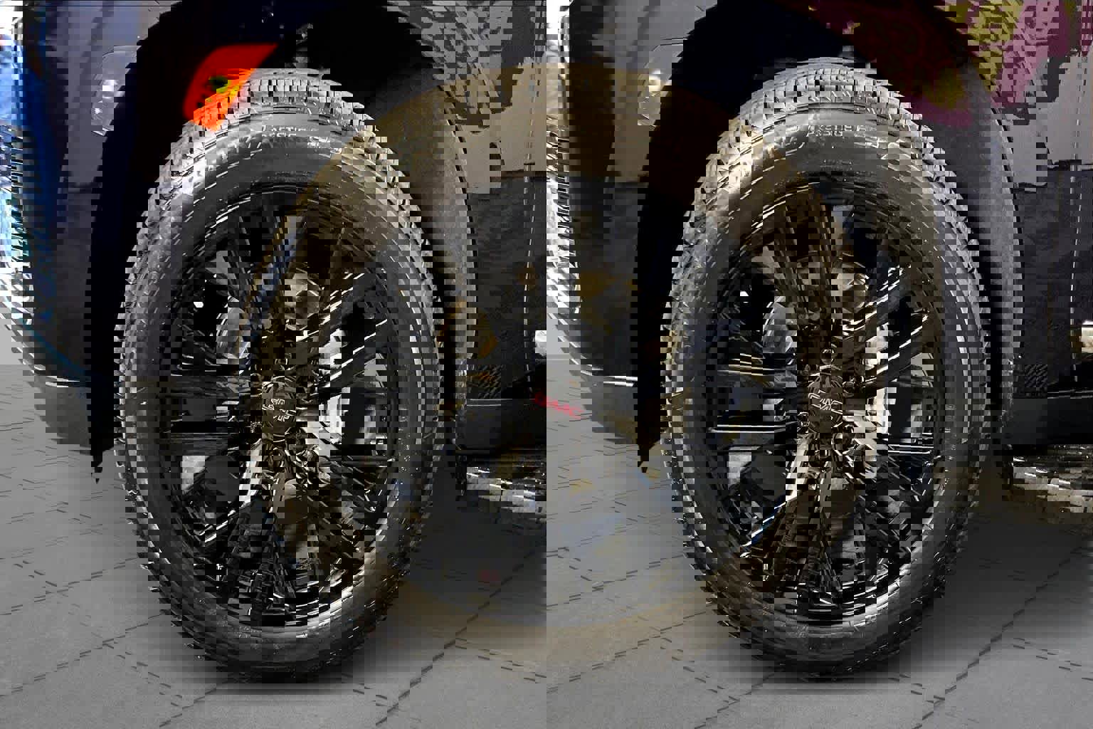 Used 2021 GMC Yukon SLT w/ SLT Luxury Package image 10