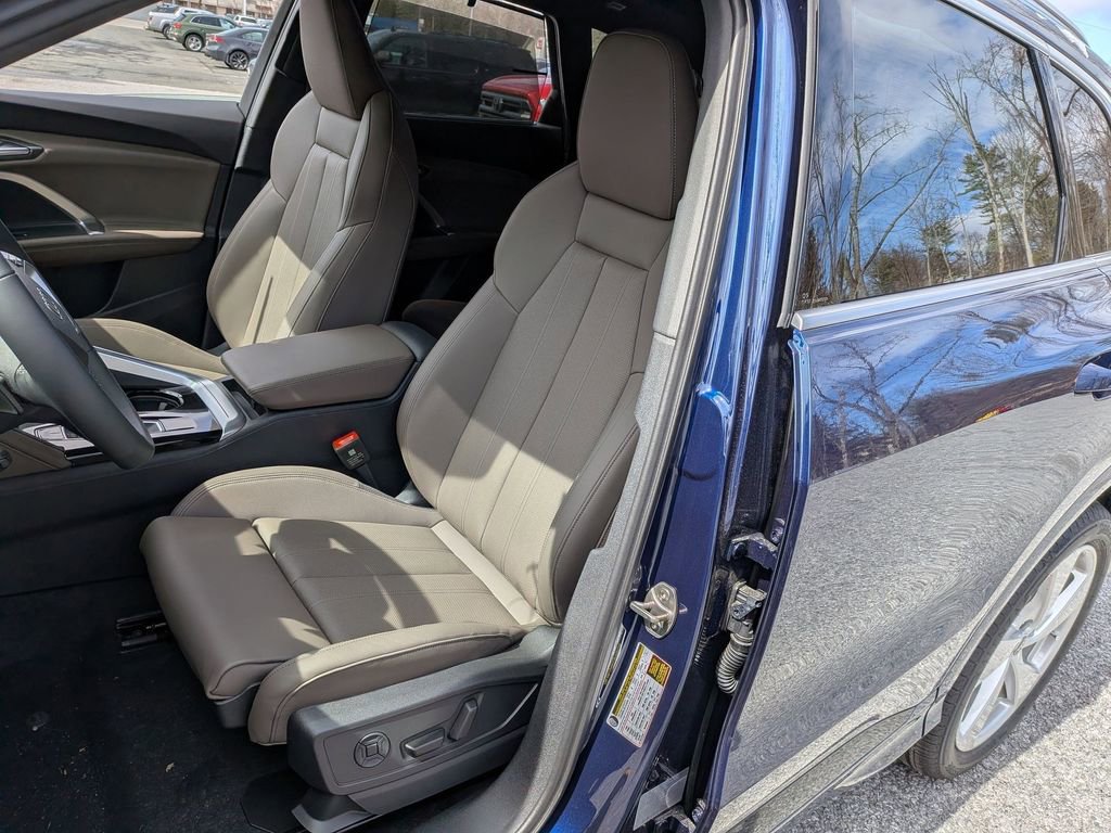 New 2025 Audi Q5 Premium Plus image 8