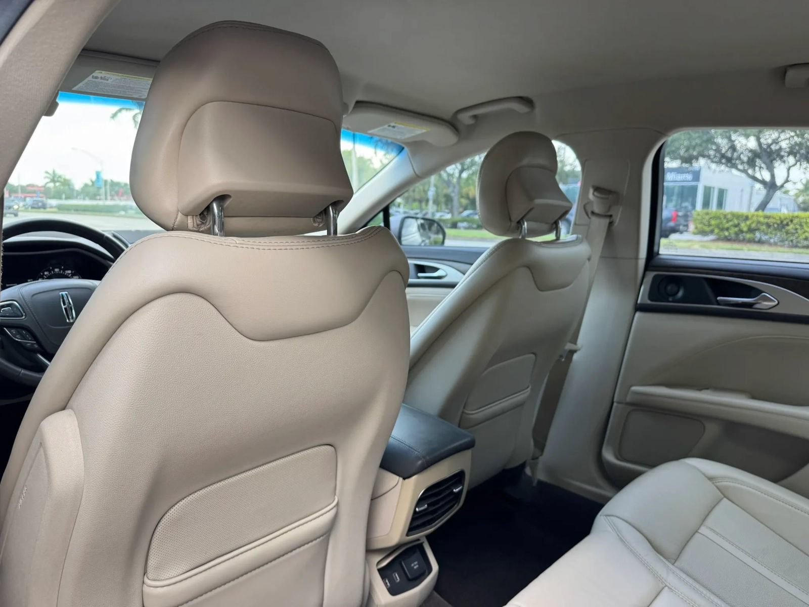 Used 2018 Lincoln MKZ Reserve w/ Technology Package FWD image 14