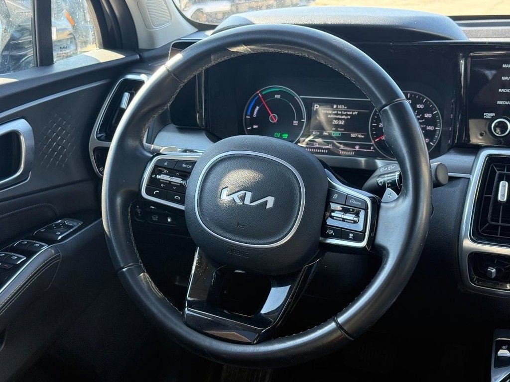 Used 2022 Kia Sorento SX w/ Panoramic Sunroof Package image 15