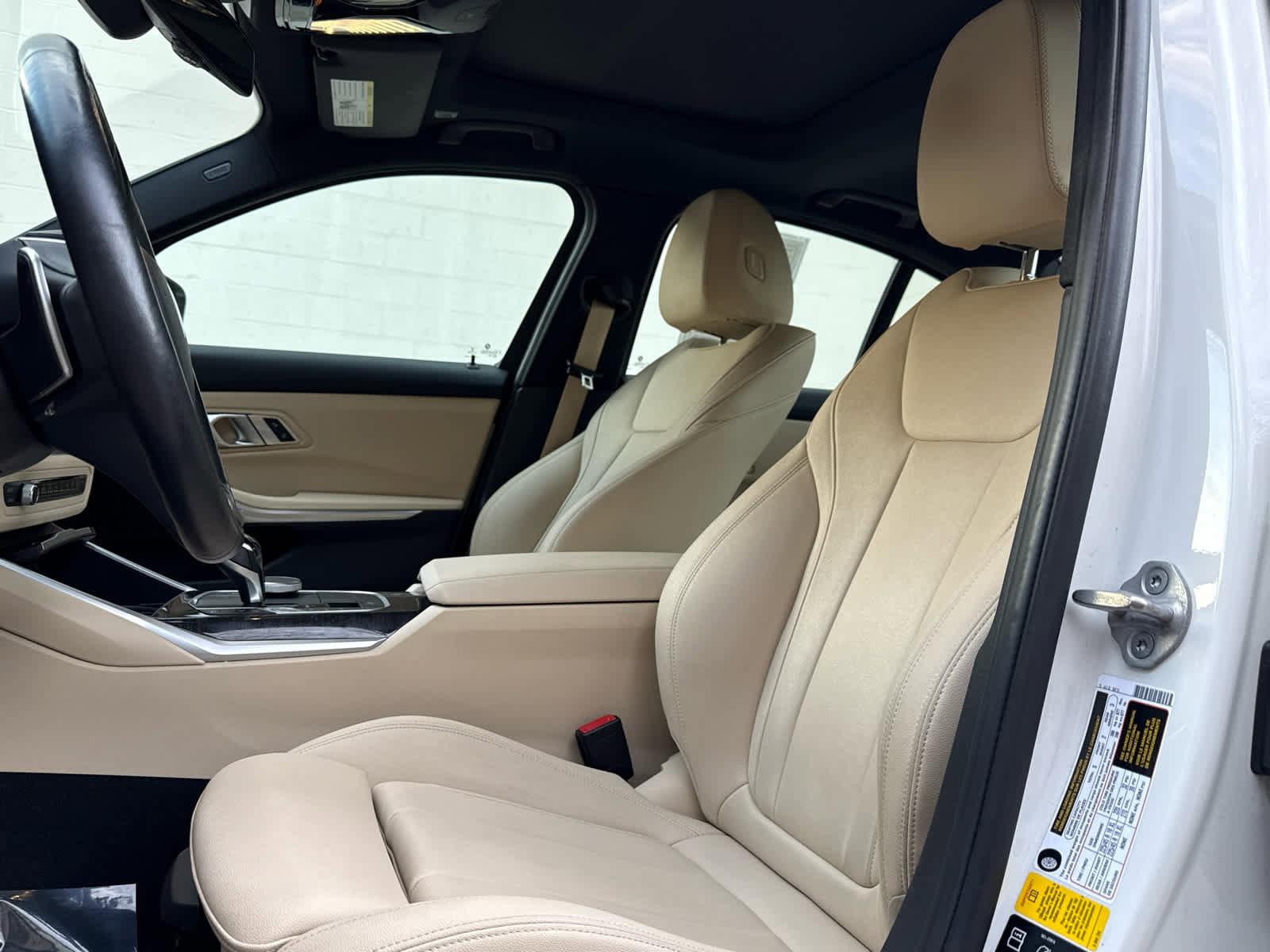 Certified 2021 BMW 330i xDrive Sedan w/ Convenience Package image 10