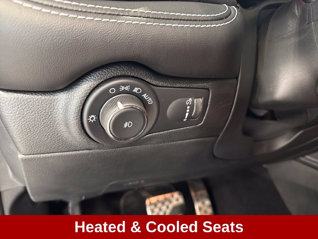 Used 2023 Dodge Durango SRT AWD/4WD image 10