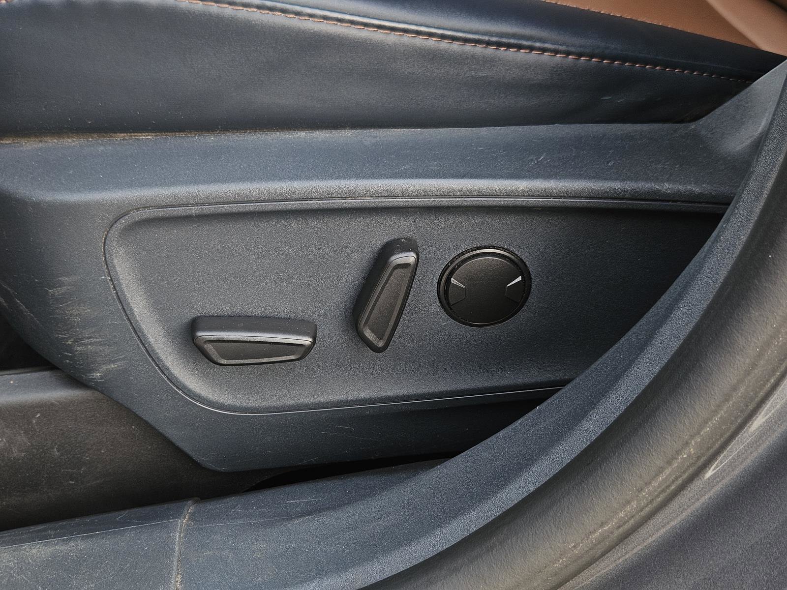 Used 2022 Ford Maverick Lariat image 29