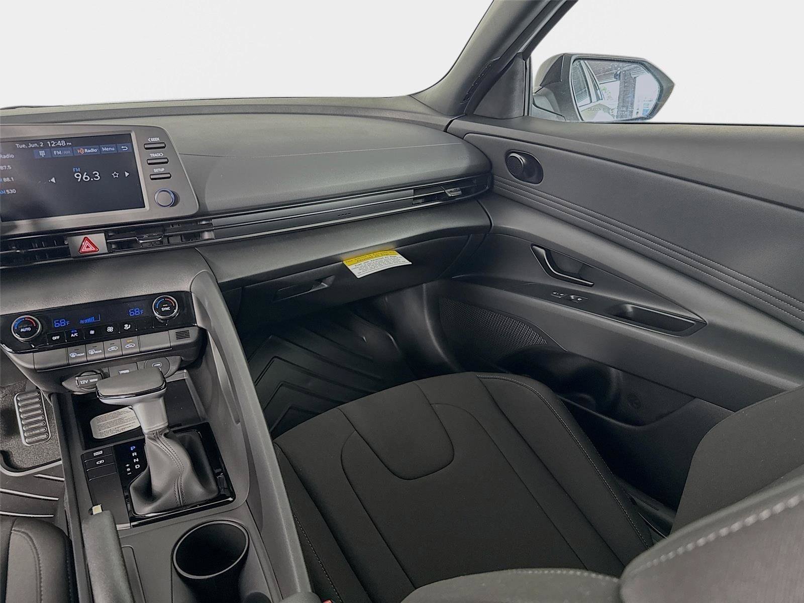 New 2026 Hyundai Elantra Sport FWD image 22