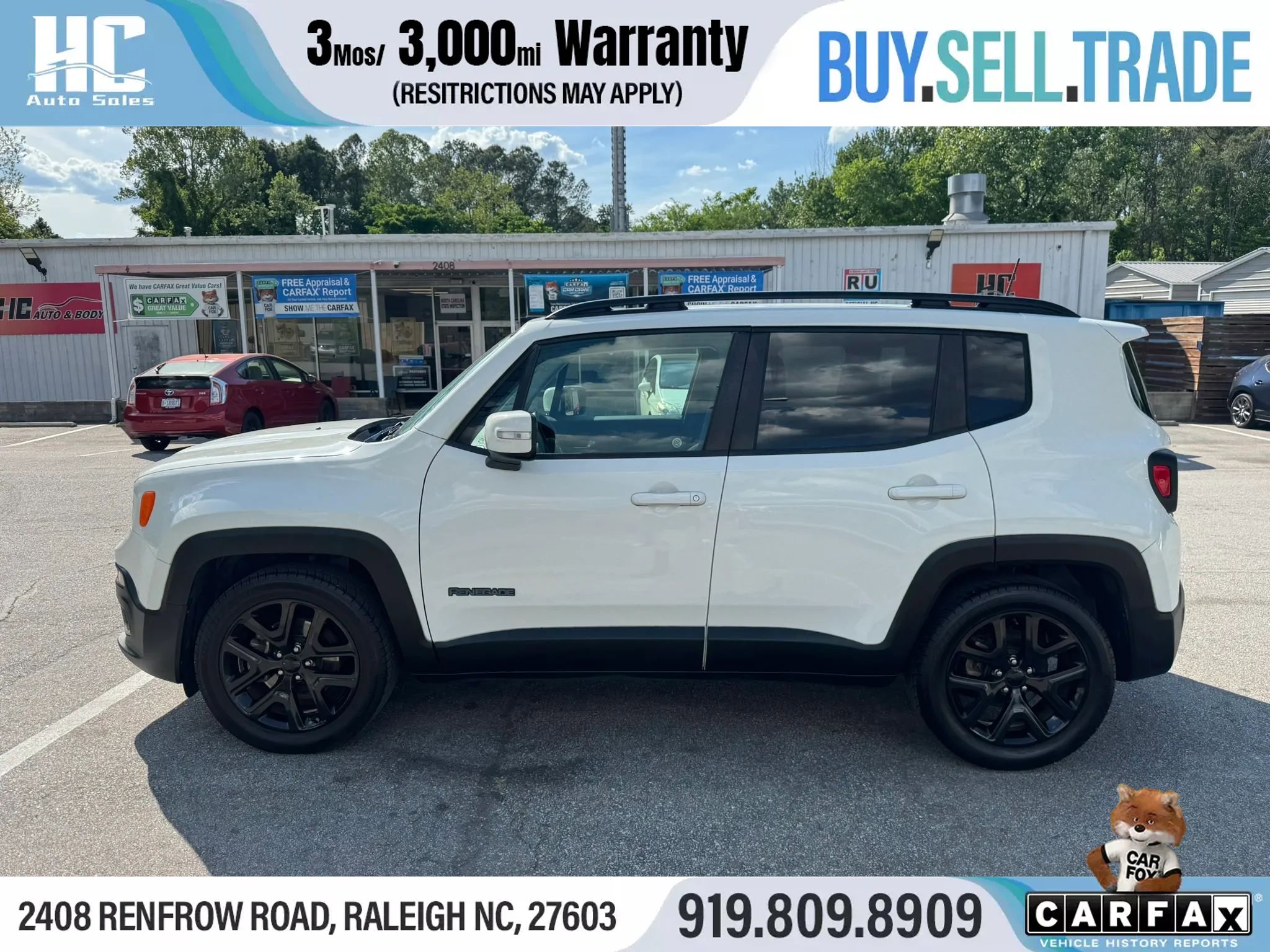 Used 2018 Jeep Renegade Altitude w/ UConnect 8.4 Nav Group FWD image 2