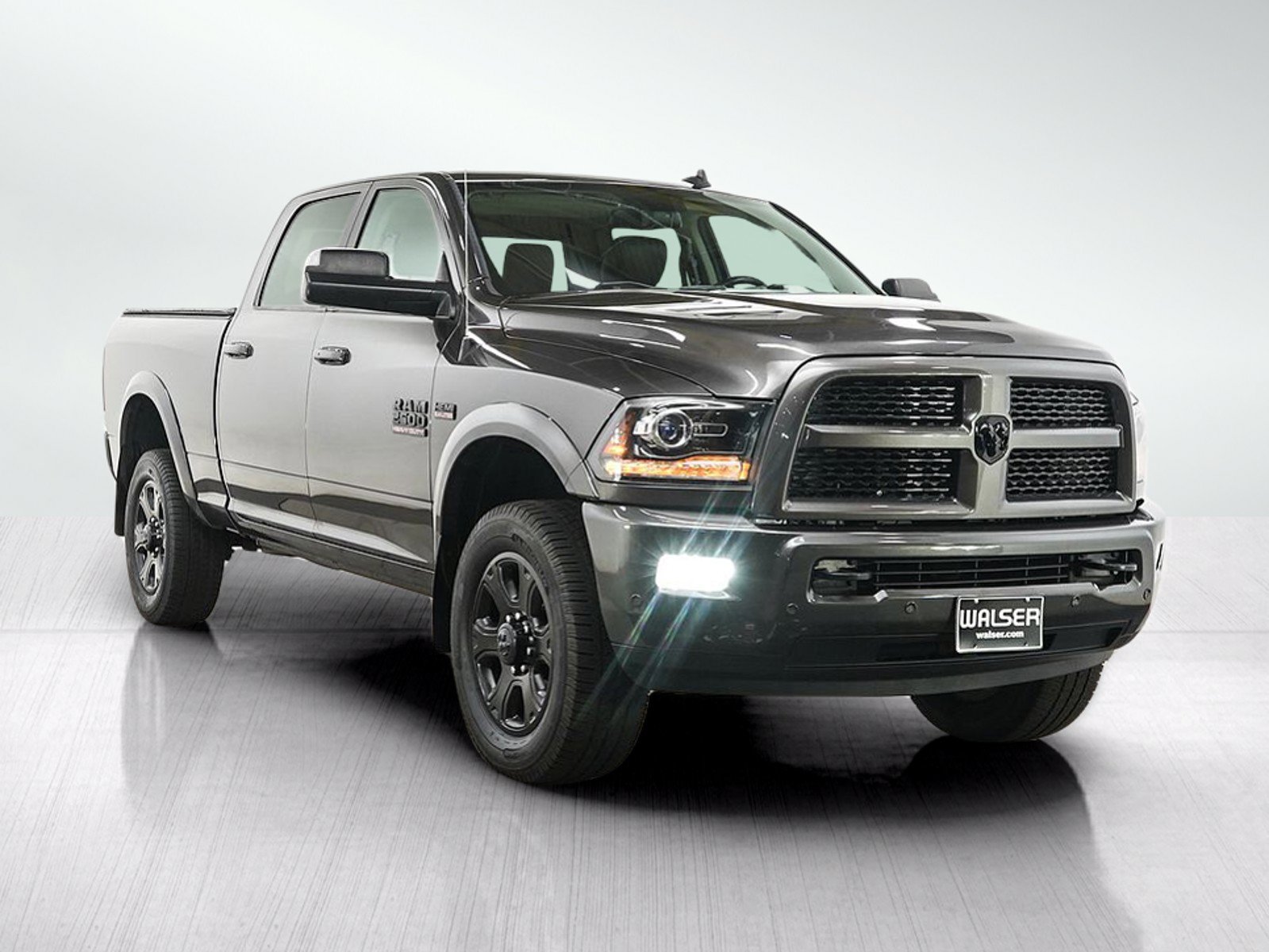 Used 2017 RAM 2500 Laramie w/ Sport Appearance Group AWD/4WD image 7