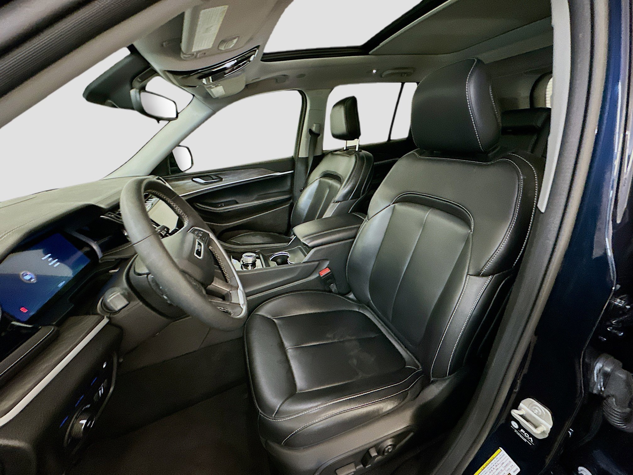 Used 2023 Jeep Grand Cherokee 4WD 4xe image 13