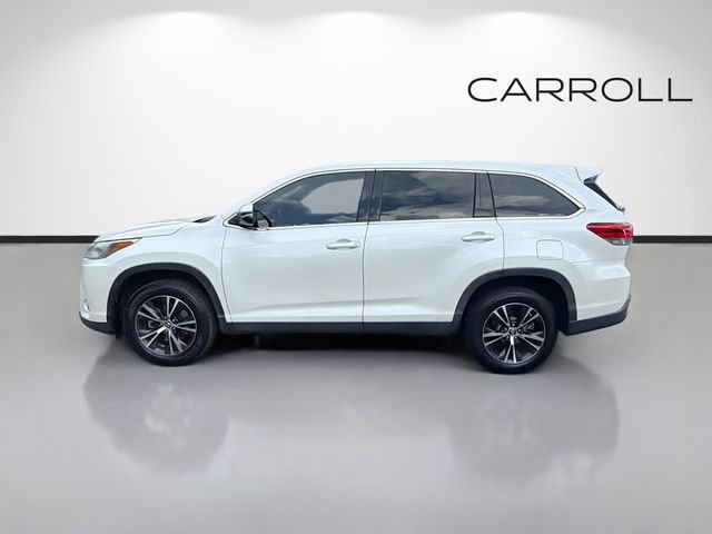 Used 2019 Toyota Highlander LE FWD image 6