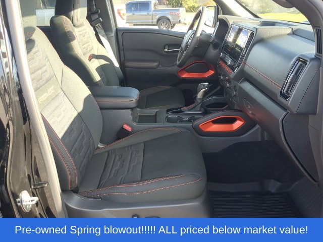 Used 2025 Nissan Frontier PRO-4X AWD/4WD image 45
