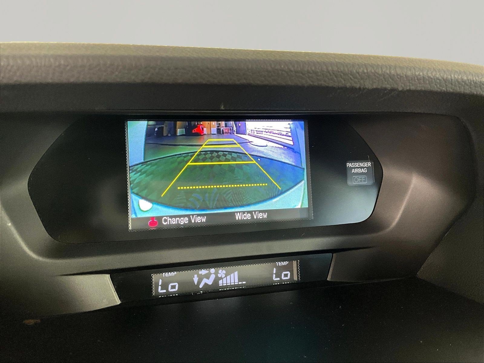 Used 2017 Acura ILX FWD image 14