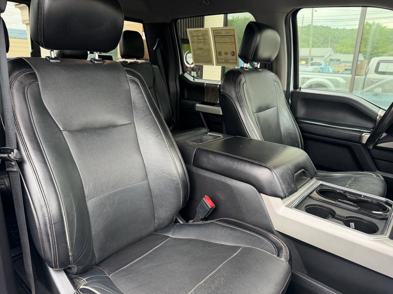Used 2018 Ford F450 Lariat w/ Lariat Value Package AWD/4WD image 19