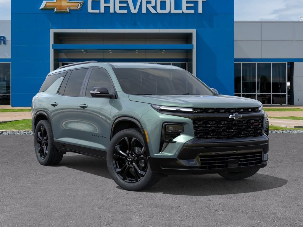 New 2027 Chevrolet Traverse RS w/ LPO, Floor Liner Package FWD image 7