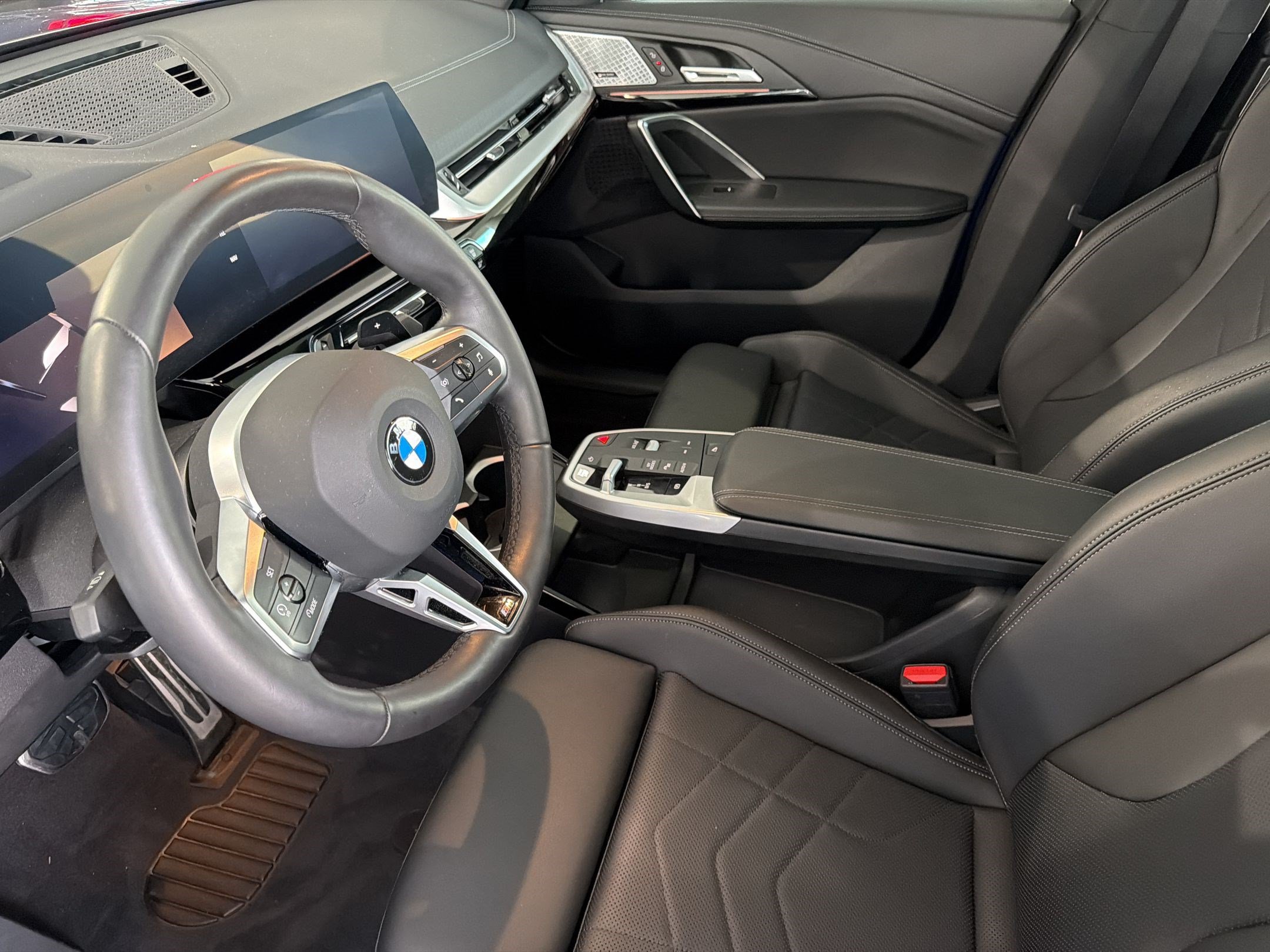 Certified 2024 BMW X2 xDrive28i w/ Premium Package AWD/4WD image 8