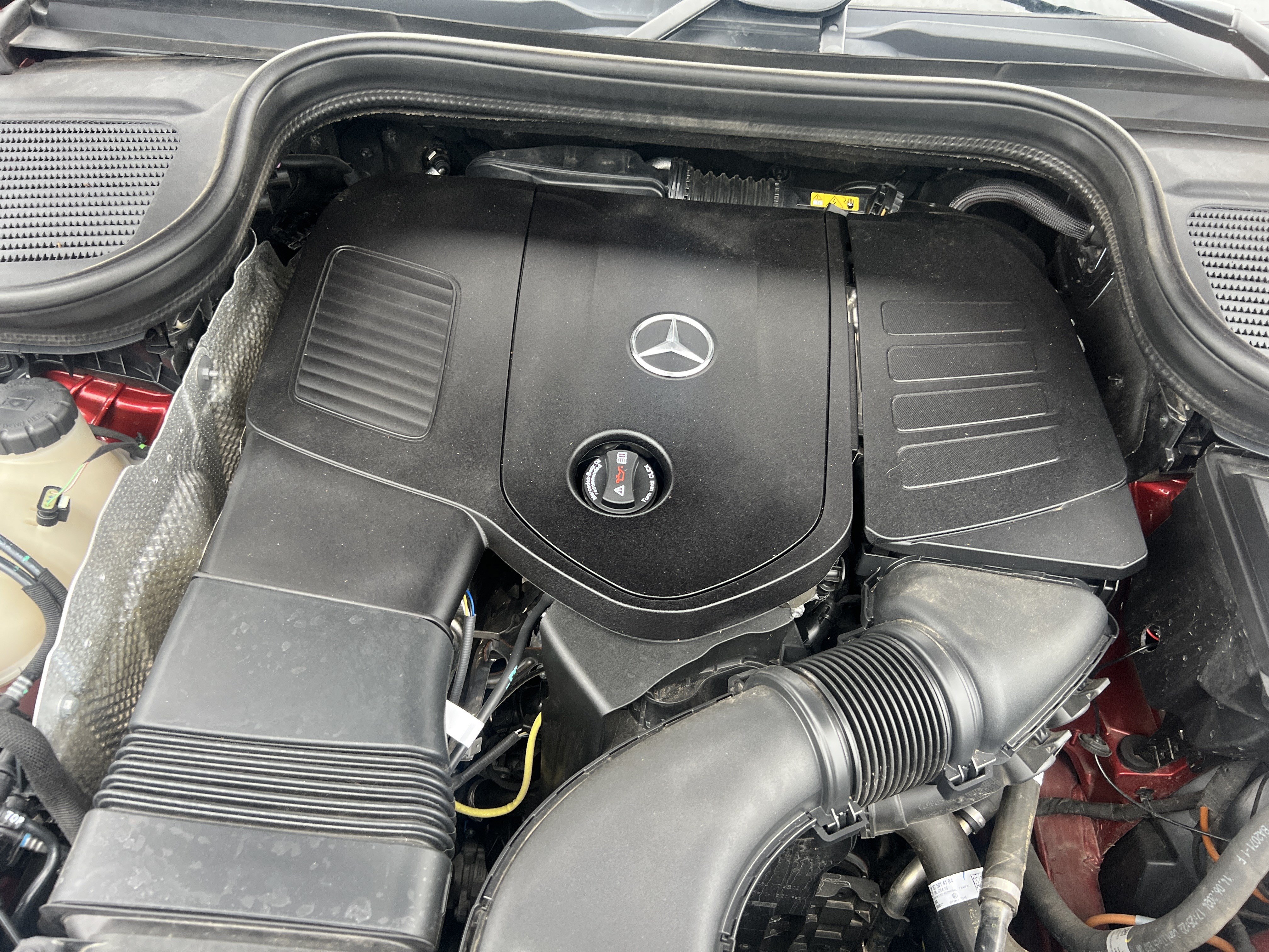 Certified 2025 Mercedes-Benz GLE 350 4MATIC w/ AMG Line Exterior image 36