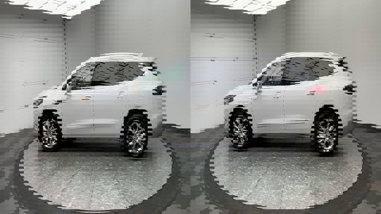 Used 2019 Buick Enclave Premium AWD/4WD image 40