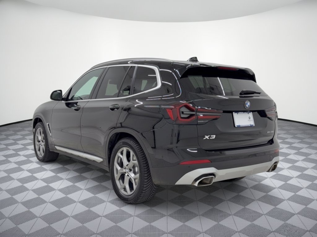 Used 2024 BMW X3 xDrive30i w/ Premium Package AWD/4WD image 3
