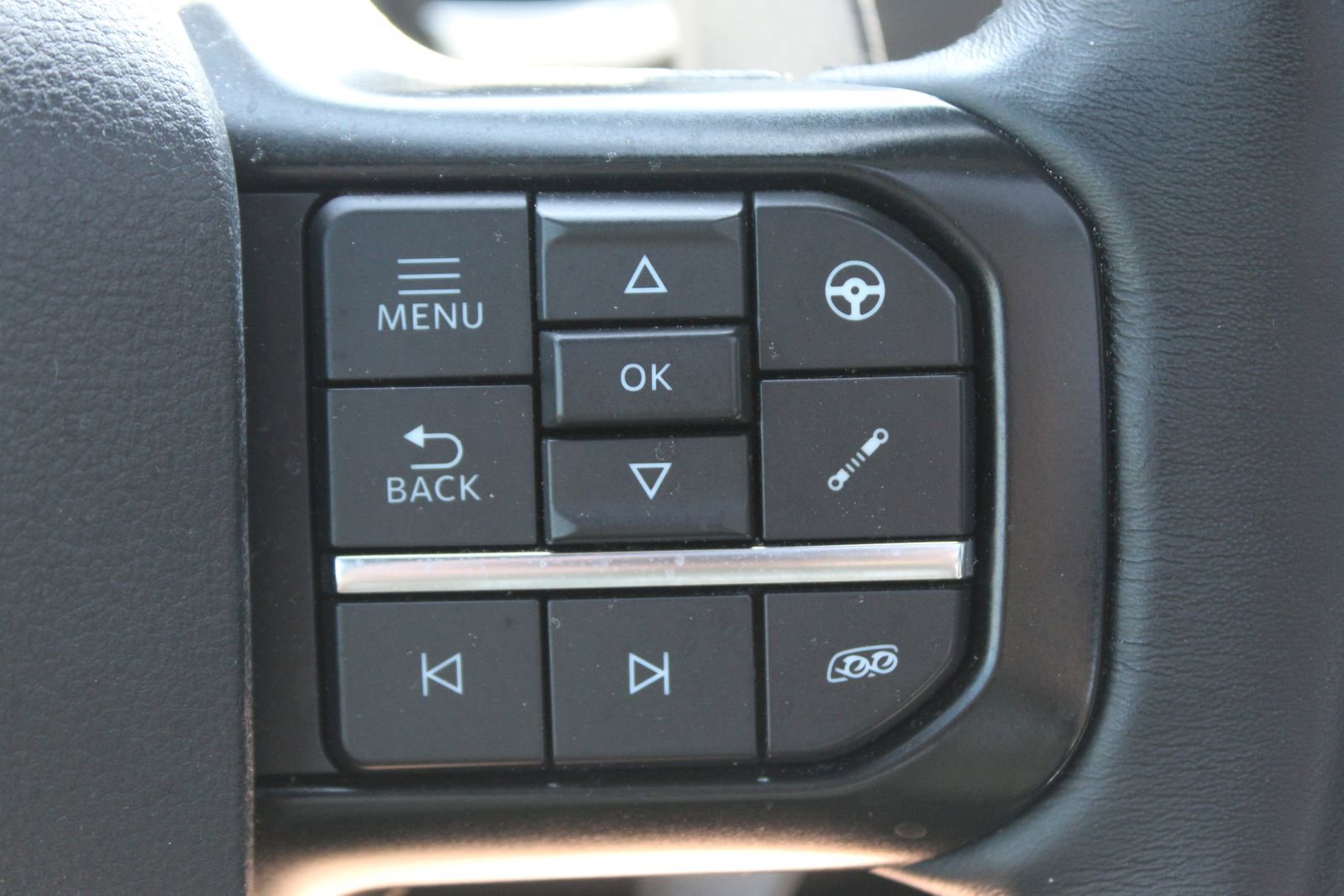 Used 2022 Ford F150 Raptor w/ Equipment Group 801A High AWD/4WD image 32