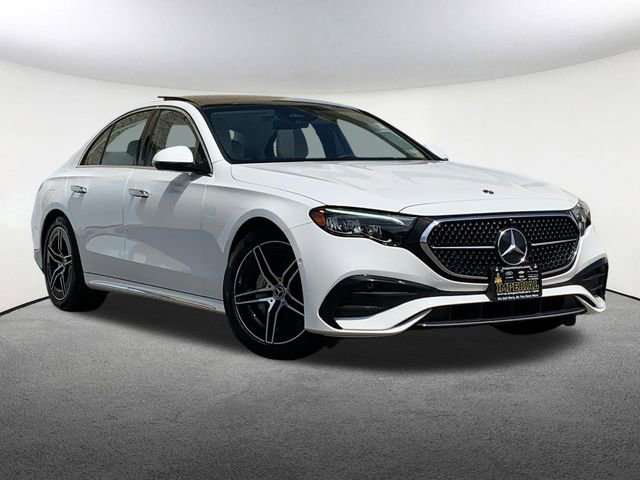 Used 2025 Mercedes-Benz E 350 4MATIC Sedan image 2