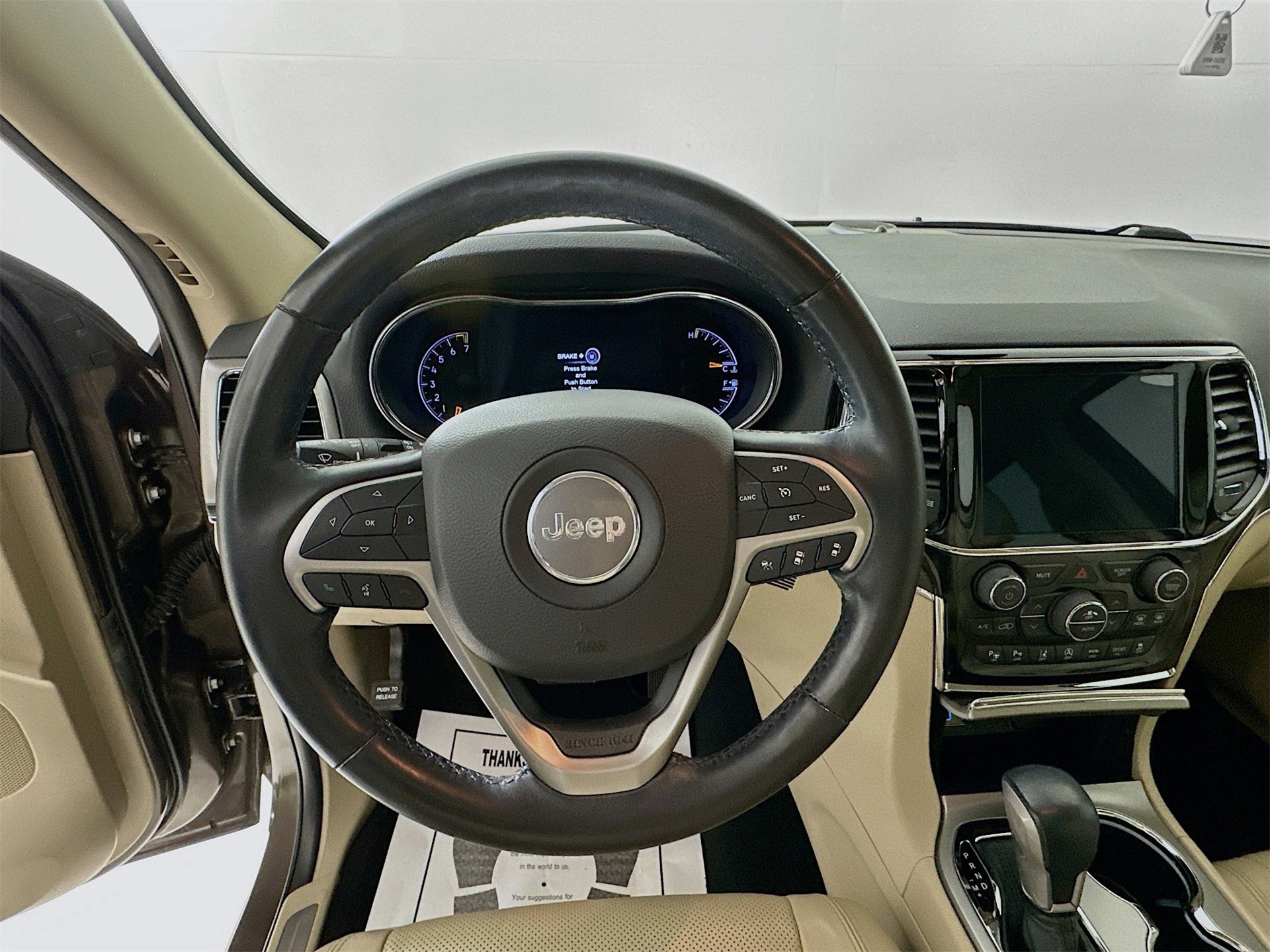 Used 2020 Jeep Grand Cherokee Limited w/ Luxury Group II image 12