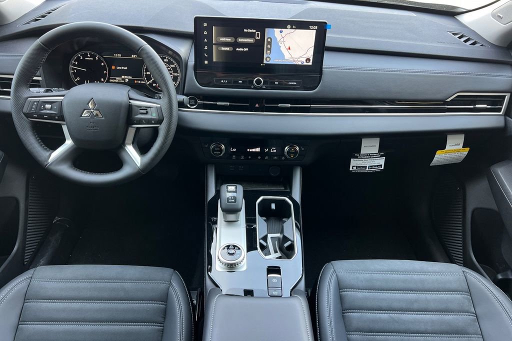 New 2026 Mitsubishi Outlander SE image 14