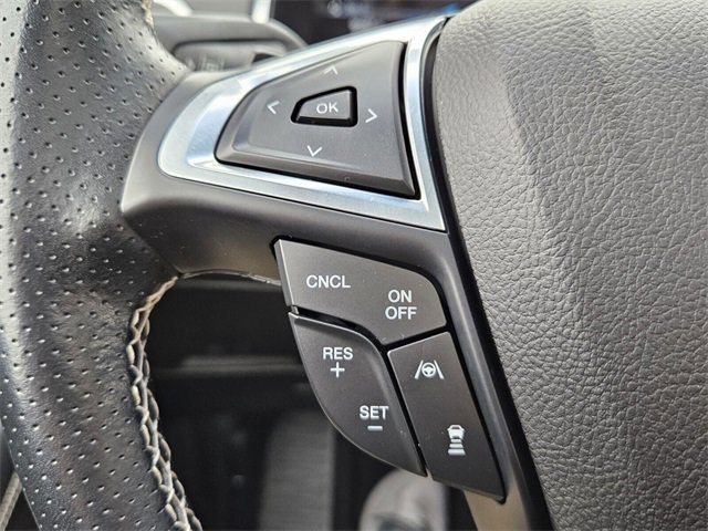 Used 2020 Ford Edge ST image 12