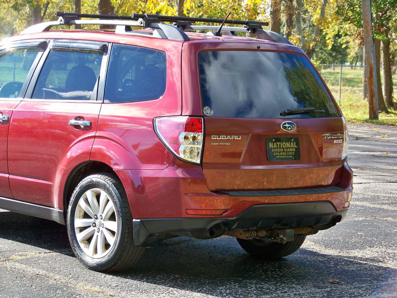 Used 2013 Subaru Forester 2.5X Premium w/ Popular Pkg 3 AWD/4WD image 17