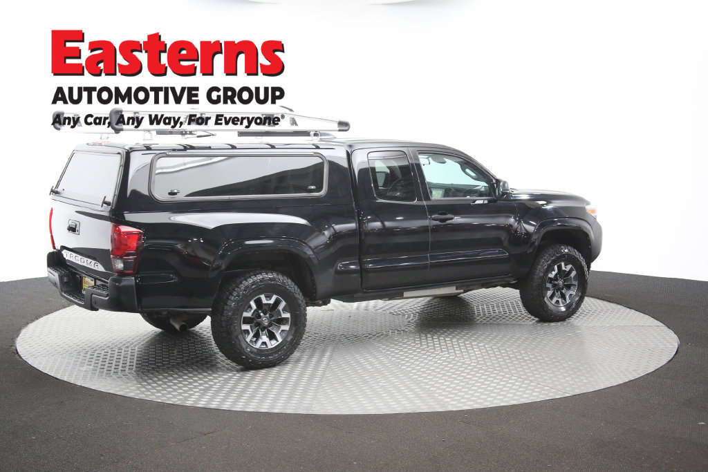Used 2023 Toyota Tacoma SR AWD/4WD image 44