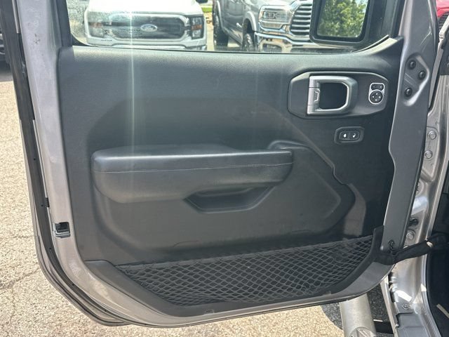 Used 2020 Jeep Wrangler Sport AWD/4WD image 11