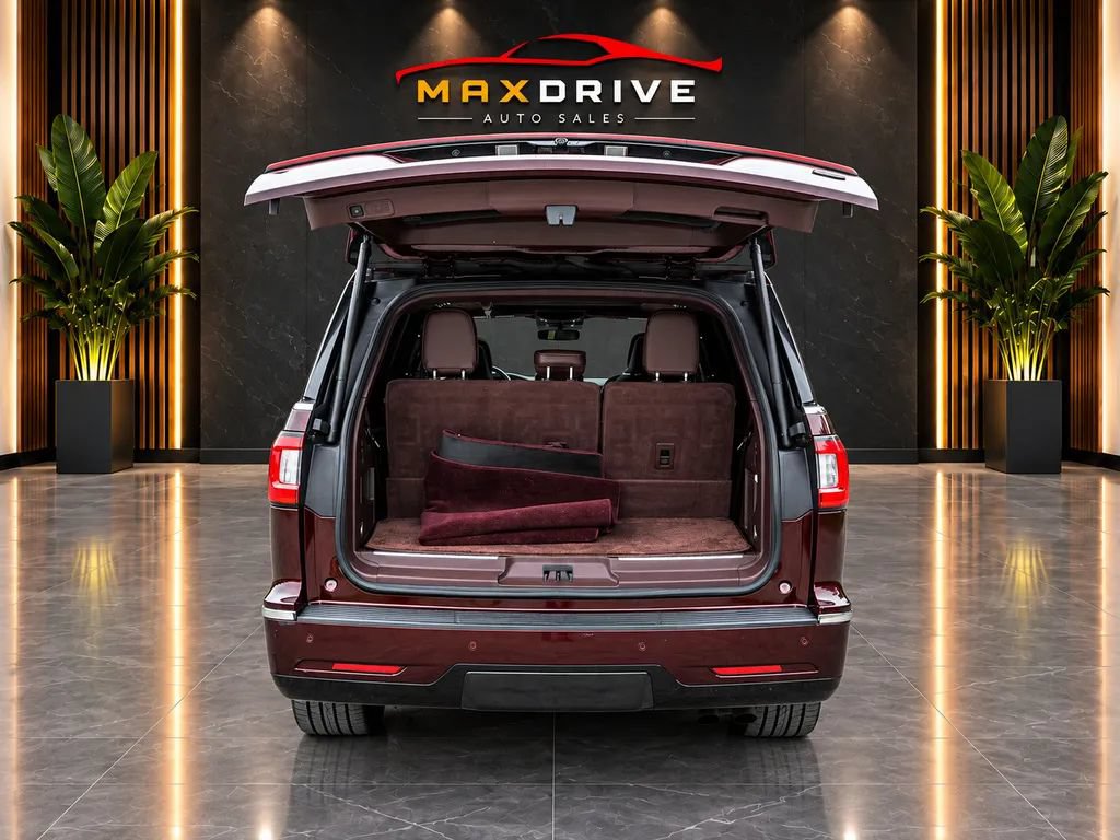 Used 2021 Lincoln Navigator Black Label AWD/4WD image 5