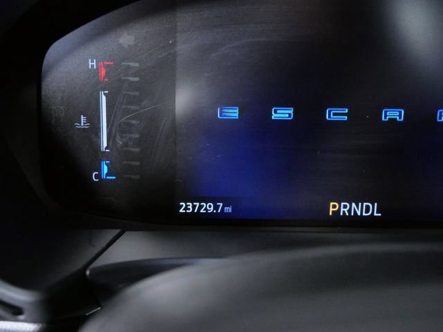 Certified 2025 Ford Escape ST-Line AWD/4WD image 18