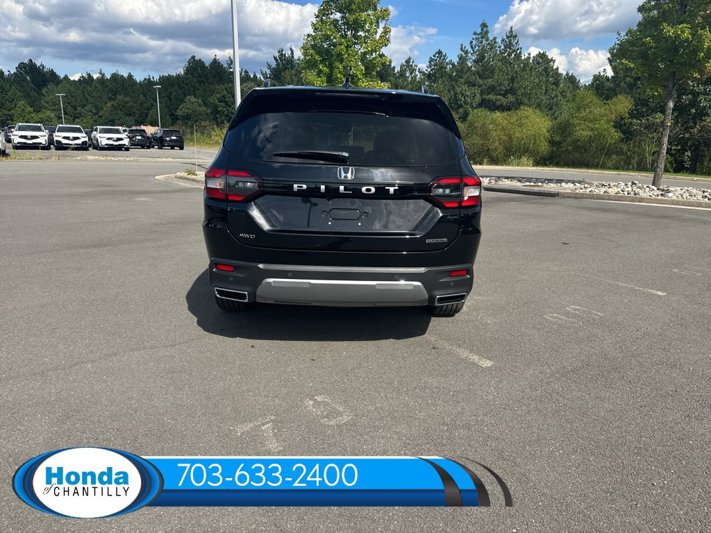 New 2026 Honda Pilot Touring image 6