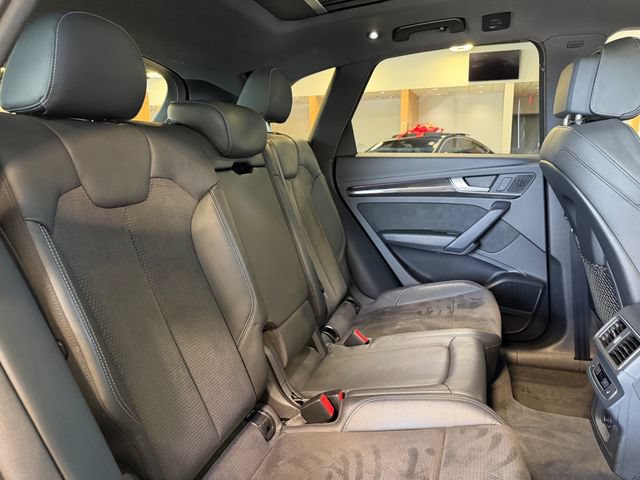 Used 2018 Audi SQ5 Prestige w/ Prestige Package AWD/4WD image 23