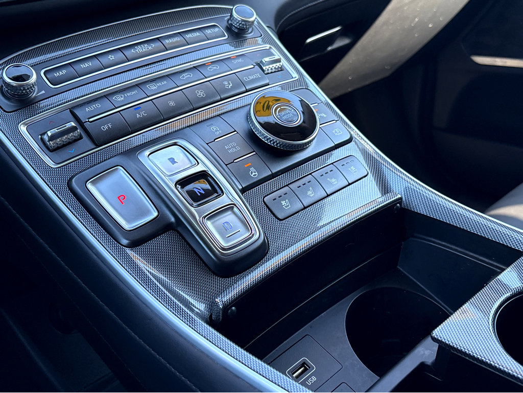 Used 2022 Hyundai Santa Fe Limited image 18