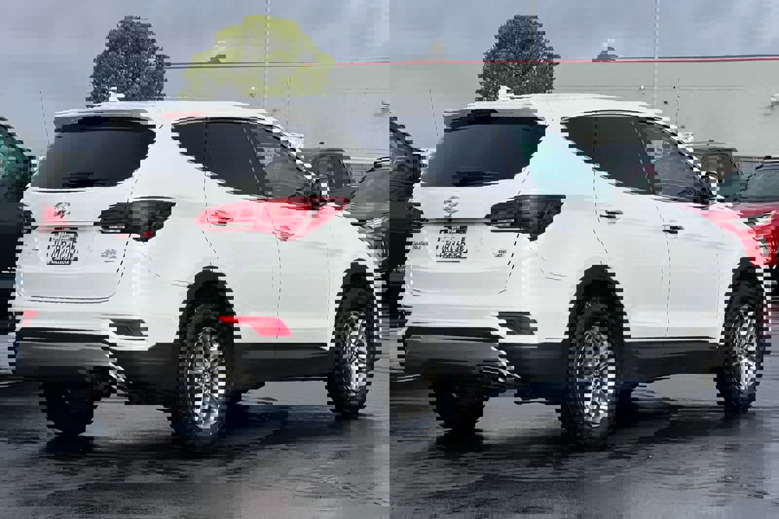 Used 2017 Hyundai Santa Fe Sport image 2