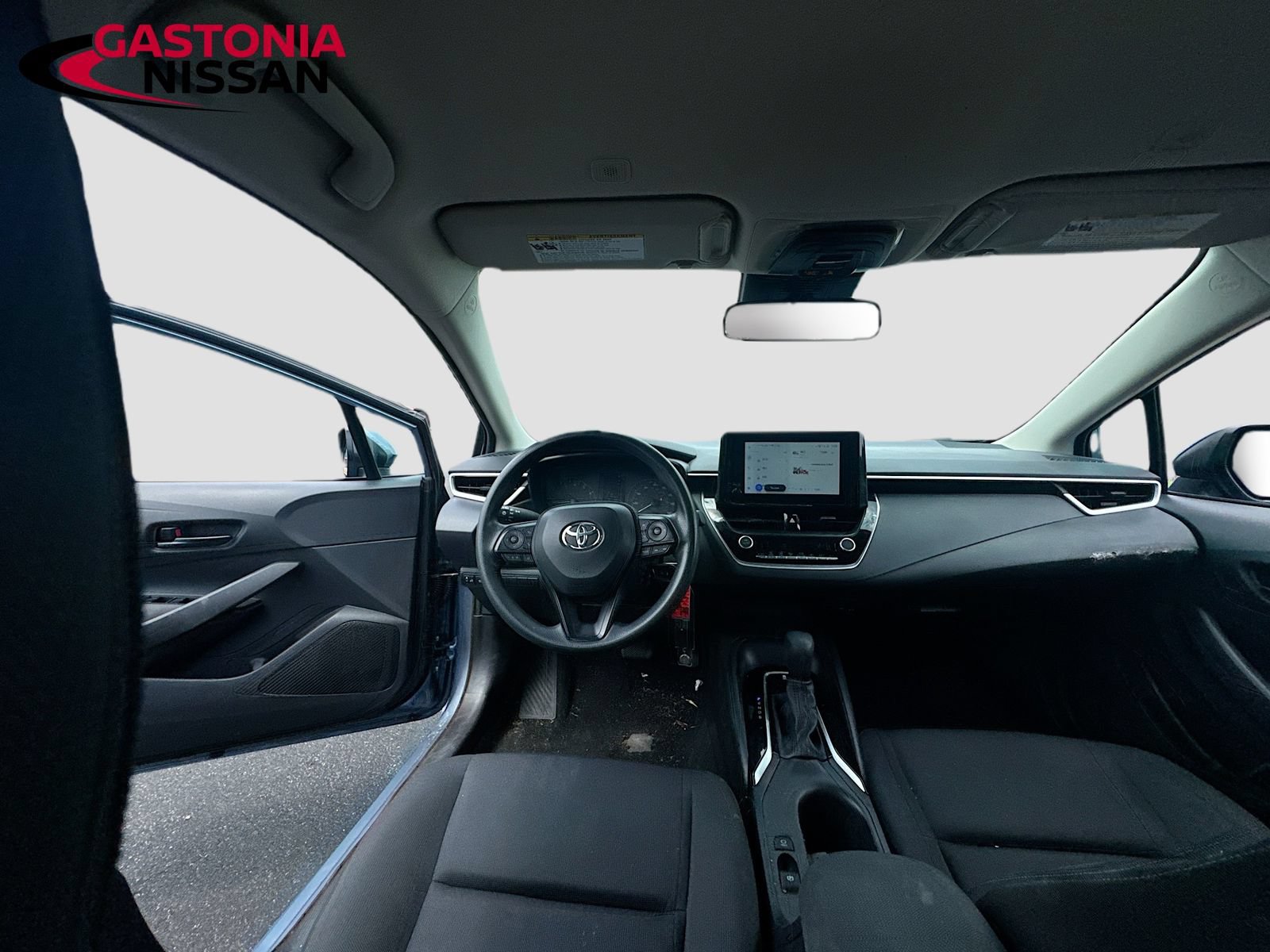 Used 2024 Toyota Corolla LE FWD image 30