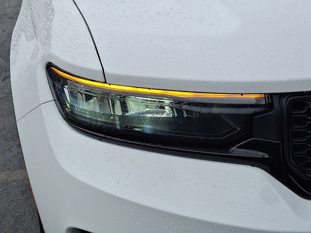 Certified 2023 Jeep Grand Cherokee Altitude AWD/4WD image 9