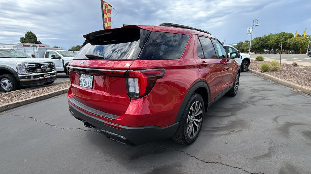 Used 2026 Ford Explorer ST-Line RWD image 4