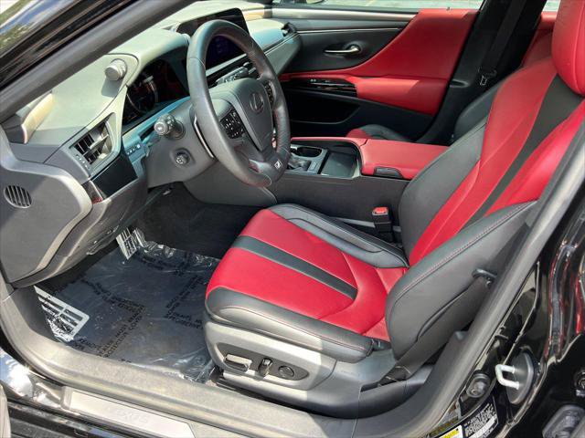 Certified 2023 Lexus ES 350 F Sport w/ Accessory Package (Z2) FWD image 9