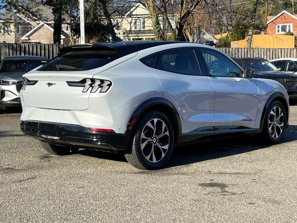 Used 2023 Ford Mustang Mach-E Premium image 5