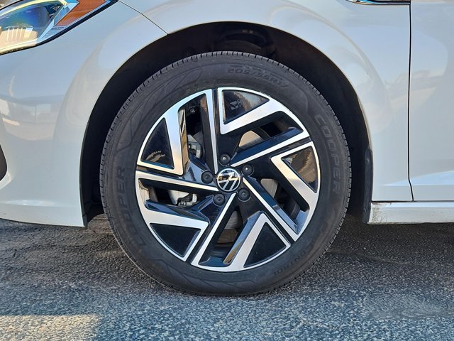 Used 2022 Volkswagen Jetta SEL image 23