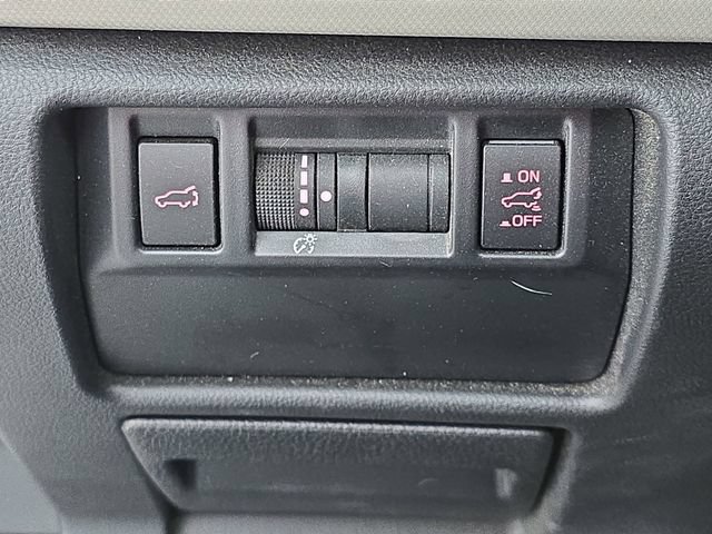 Used 2025 Subaru Forester Premium w/ Convenience Package #1 AWD/4WD image 26