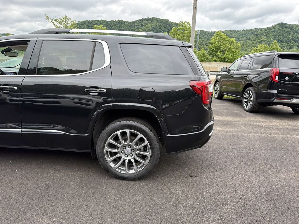 Used 2023 GMC Acadia Denali AWD/4WD image 6
