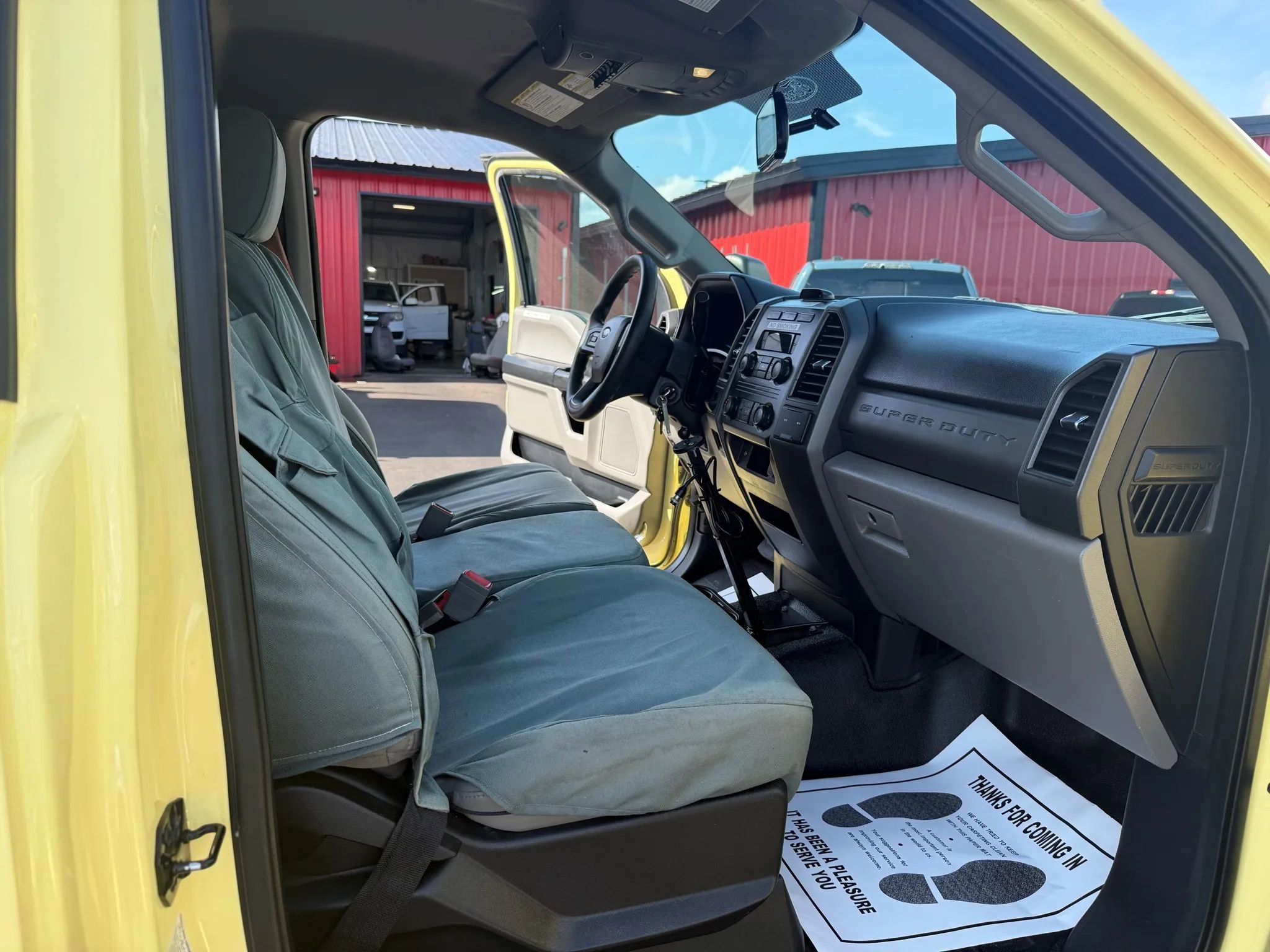 Used 2019 Ford F550 2WD Regular Cab Super Duty image 13